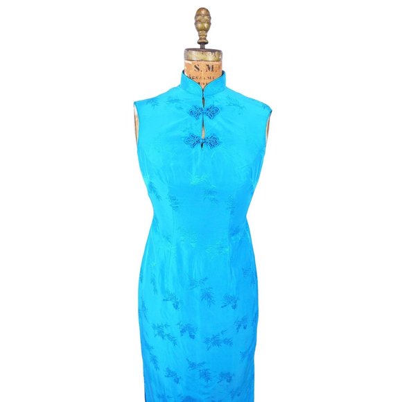 Vintage 1960s Cheongsam Bright Blue Long Dress | W 26" - Picture 2 of 5